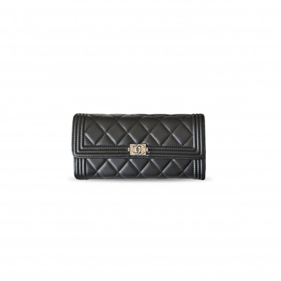 CHANEL BOY LONG FLAP WALLET SILVER HARDWARE A80286 (19*10.5*3cm)